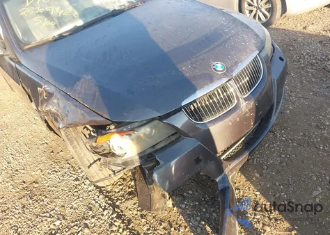 2008 BMW 328Xi из США, поврежденный, VIN WBAVC73578KP39182